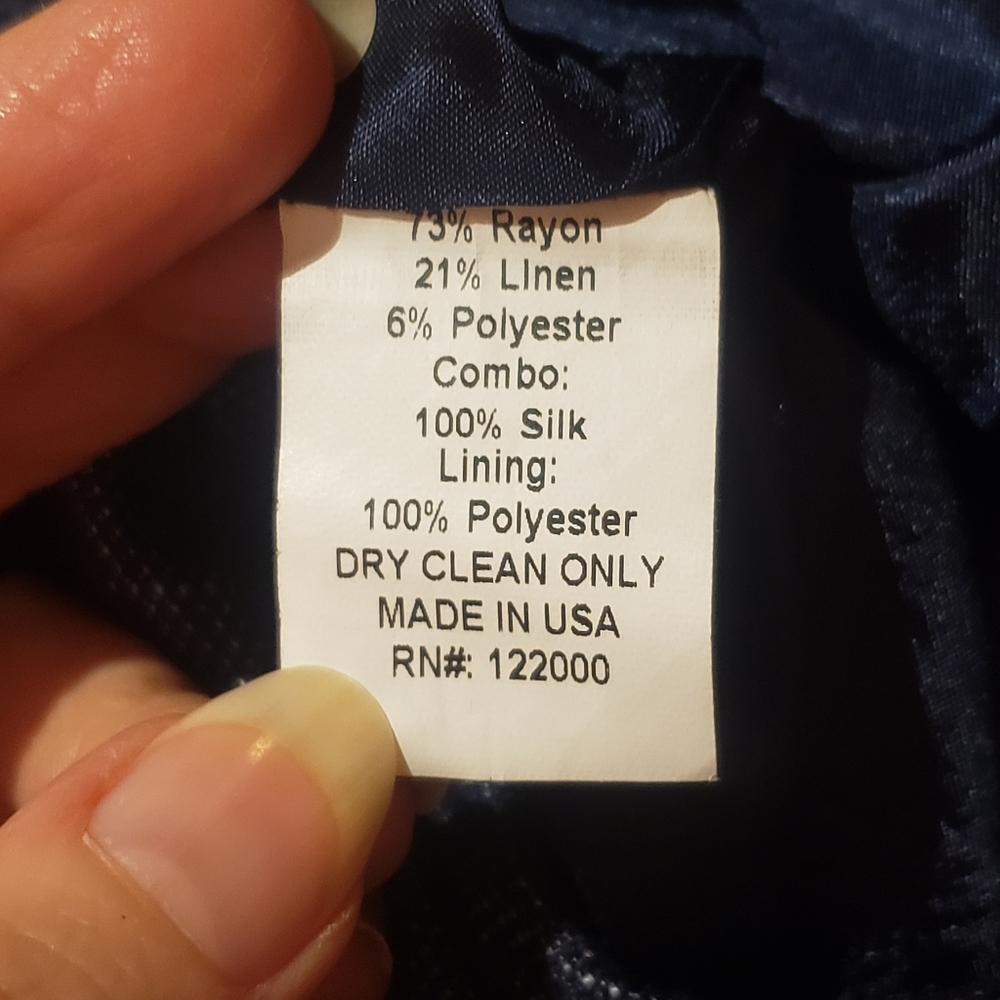 Thread Social Navy Shorts - Picture 5 of 7